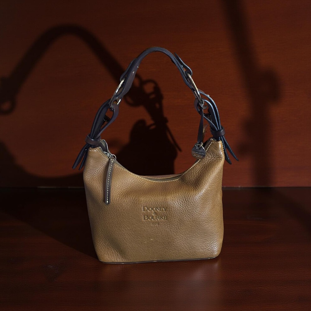 Vintage Dooney Bourke Pebble Grain Leather Shoulder Bag Brown Zip Top Hobo